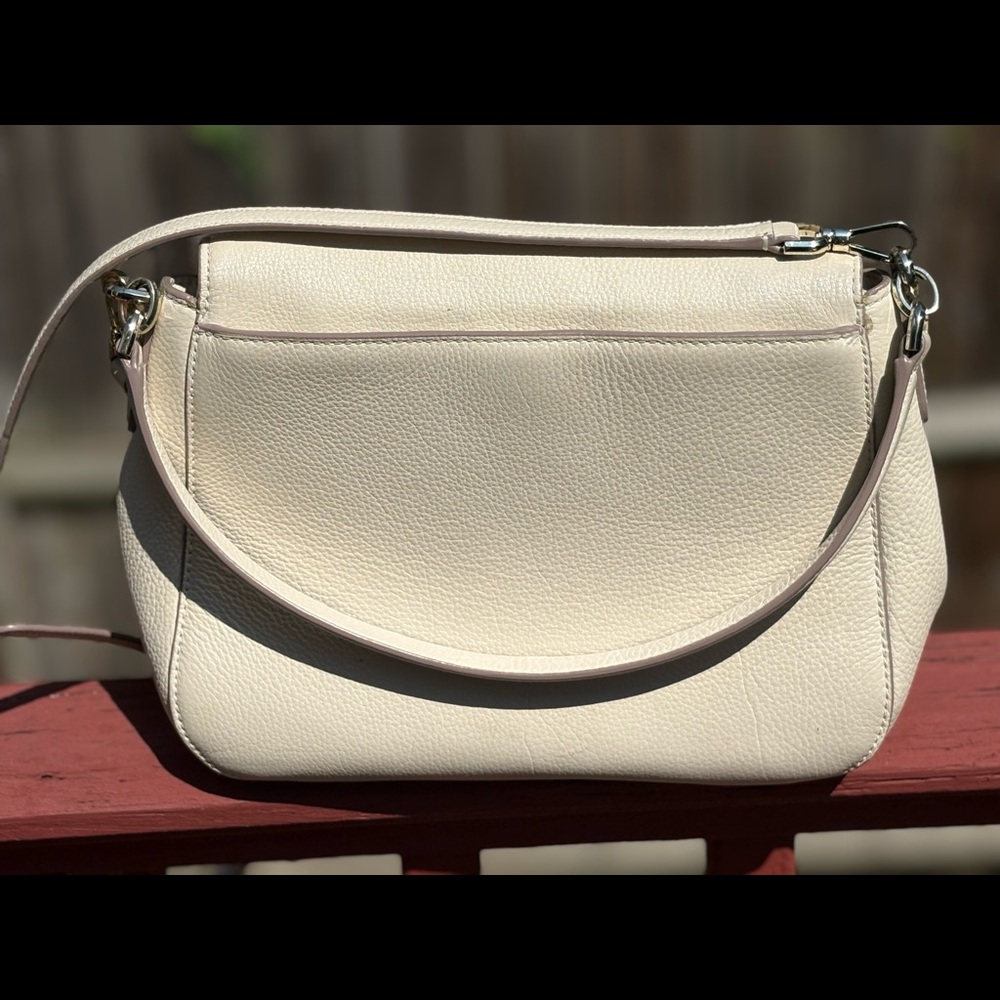 Kate Spade Run Around Large Flap Crossbody with Bonus Shoulder Stap. - Picture 5 of 12
